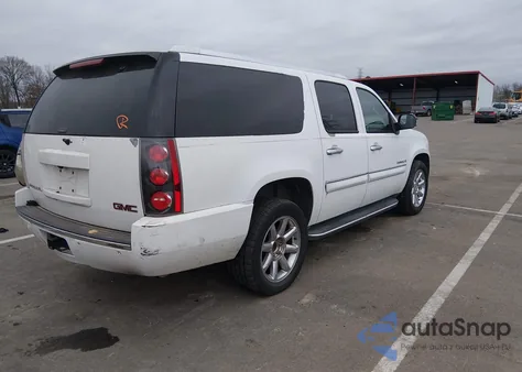 2008 GMC Yukon Xl 1500 Denali z USA, uszkodzony, nr VIN 1GKFK66888J189754